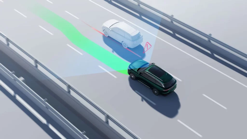 2025 EBRO s900 PHEV ADAS 3 Motor16