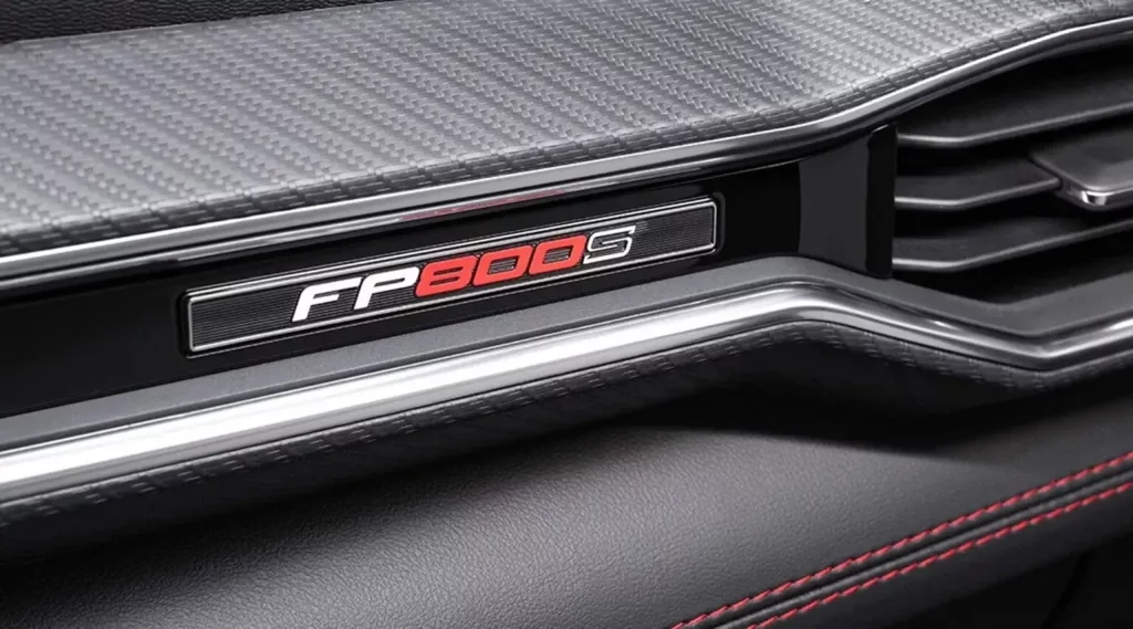 2025 Ford Mustang FP800 S Concept. Imagen logo.