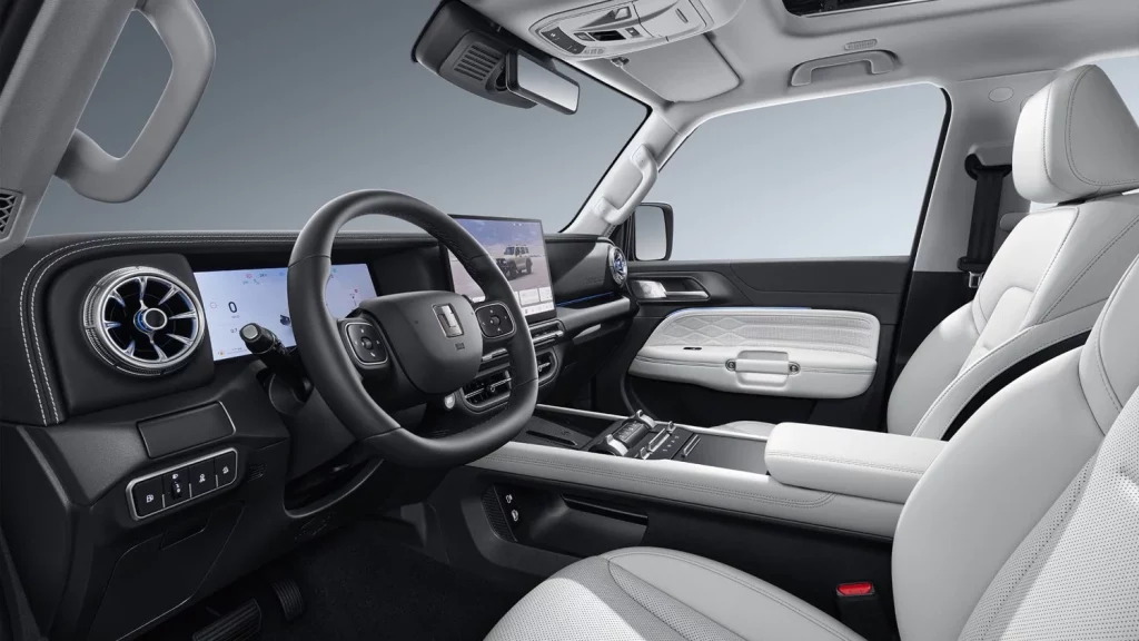 2025 GWM Tank 300 Hi4 T 10 Motor16