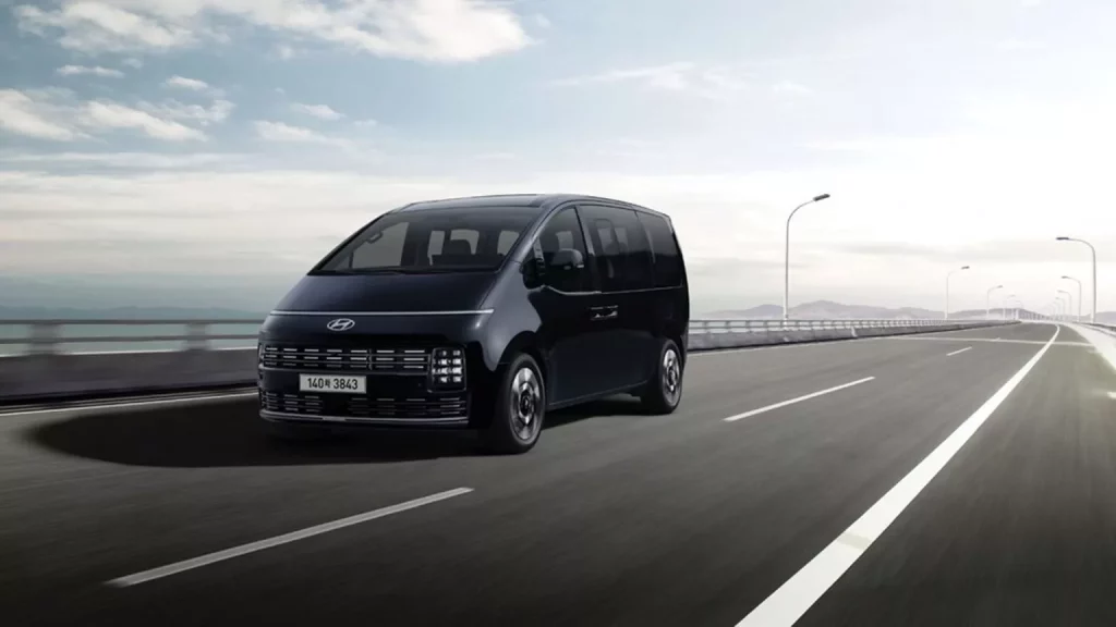 2025 Hyundai Staria Corea 5 Motor16