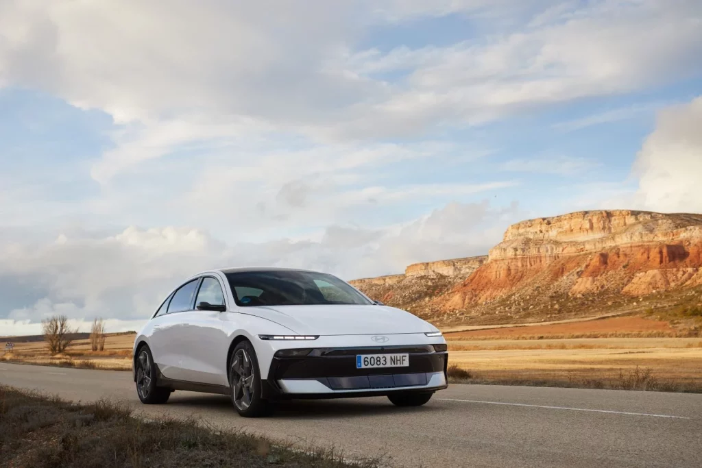 Hyundai IONIQ 6 N Line: Conducimos un eléctrico de los que hacen falta muchos más 18 Motor16 2025 Hyundai ioniq 6 53 Motor16