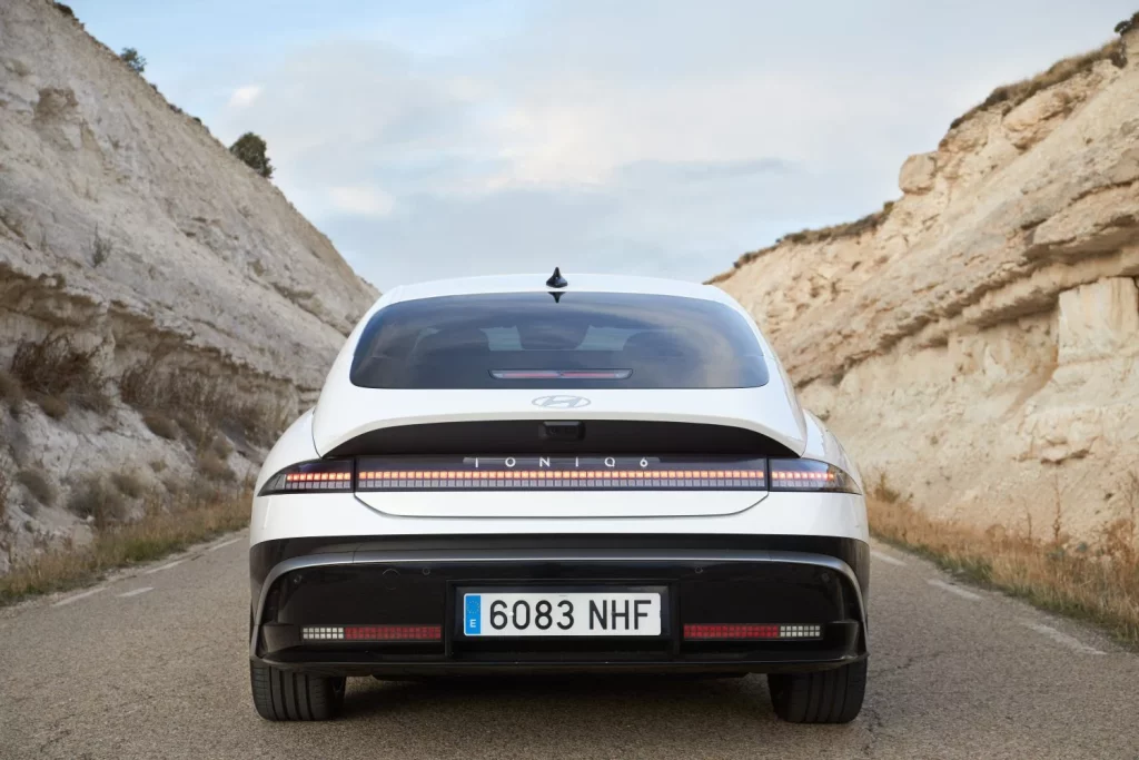 Hyundai IONIQ 6 N Line: Conducimos un eléctrico de los que hacen falta muchos más 22 Motor16 2025 Hyundai ioniq 6 60 Motor16