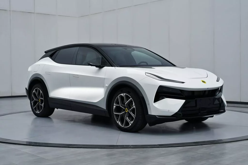 El Lotus Eletre que nadie esperaba y con el que la casa de Hethel 'recula' 5 Motor16 2025 Lotus Eletre For Me Hybrid MIIT 1 Motor16