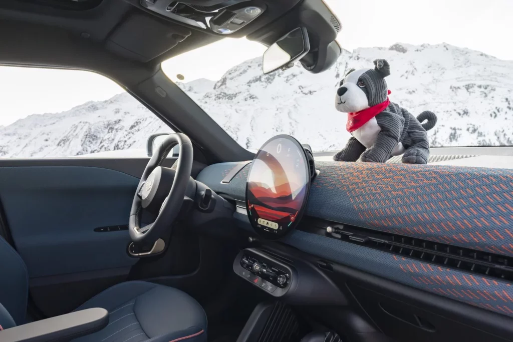 2025 MINI Aceman SE. Imagen interior.