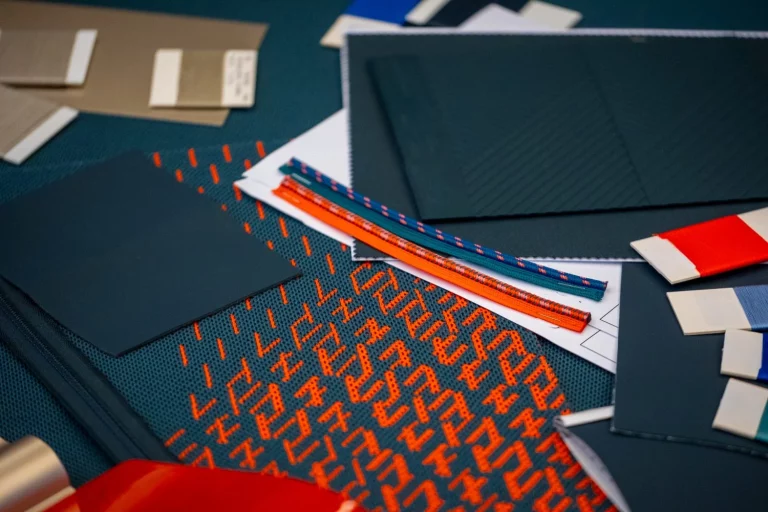 MINI y los detalles que esconden los materiales innovadores y reciclados que usa en sus coches