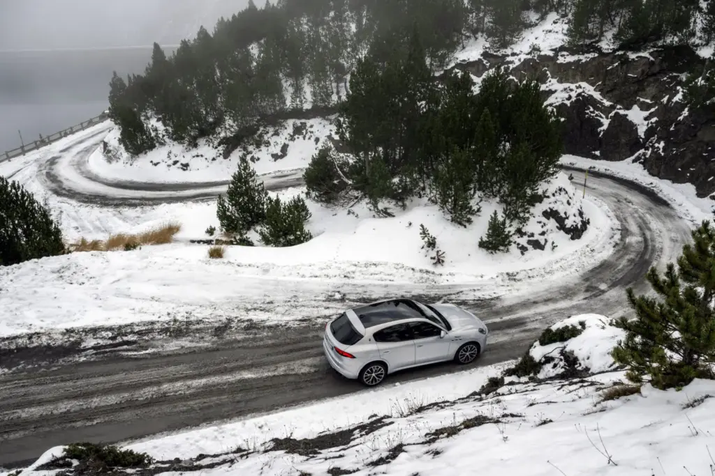 2025 Maserati Grecale Winter 6 Motor16