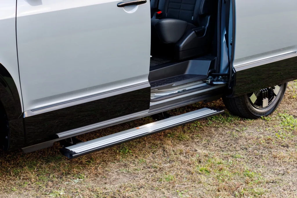 2025 Mitsubishi Delica D5 Japon 12 Motor16