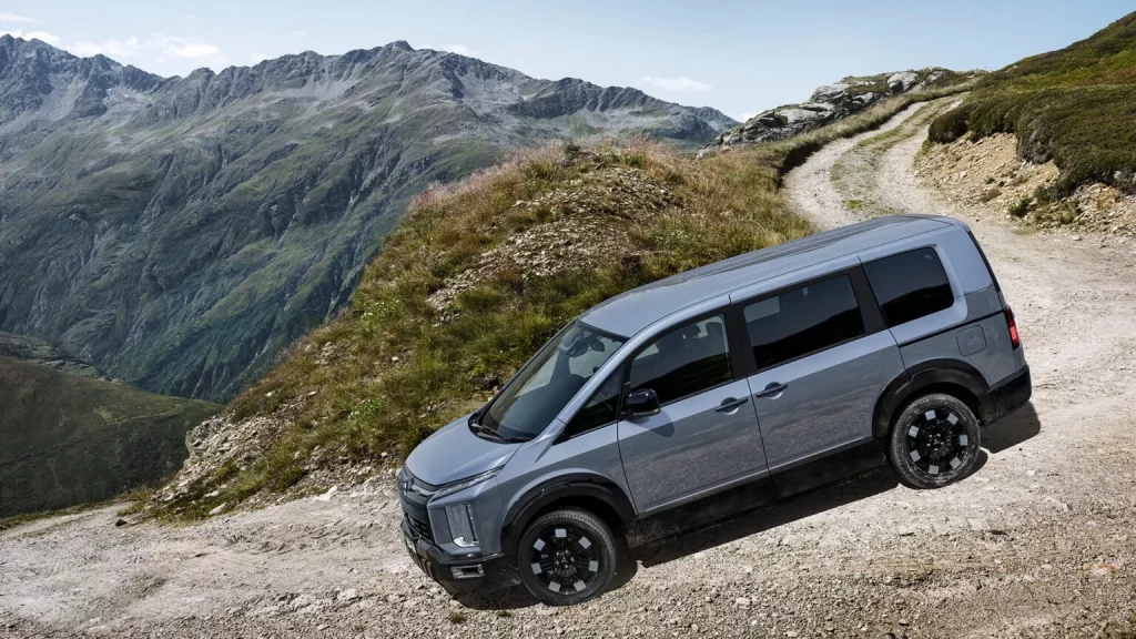 2025 Mitsubishi Delica D5 Japon 20 Motor16