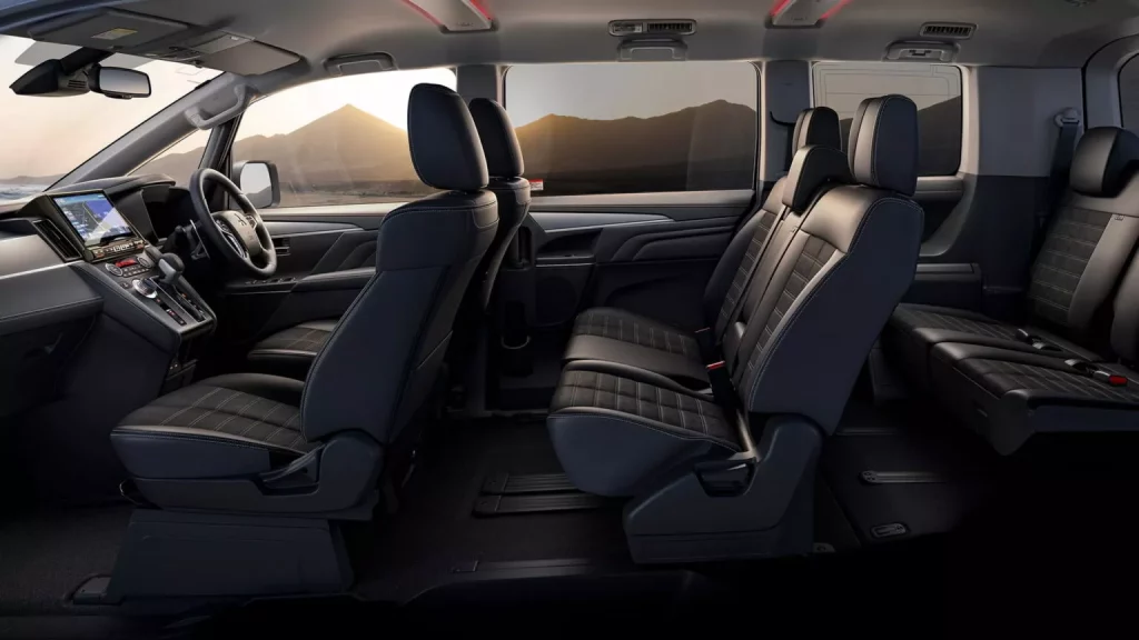 2025 Mitsubishi Delica D:5. Imagen interior.