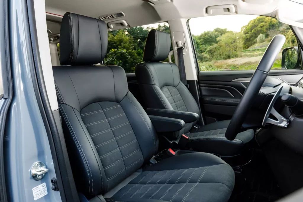 2025 Mitsubishi Delica D5 Japon 7 Motor16