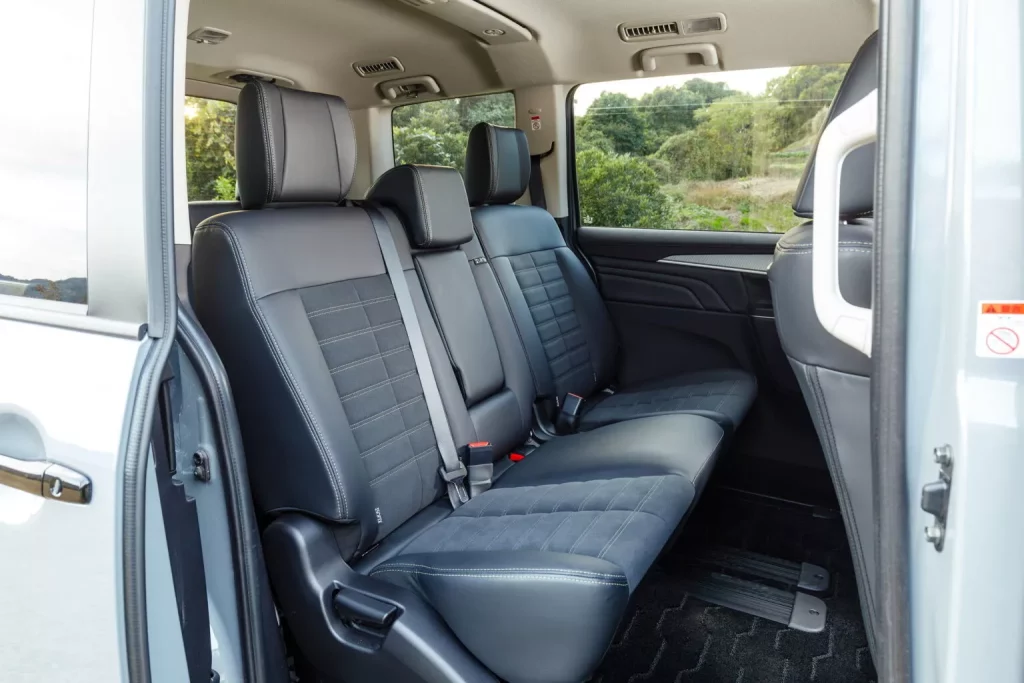 2025 Mitsubishi Delica D5 Japon 8 Motor16