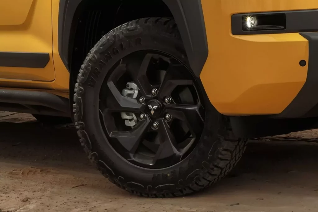 2025 Mitsubishi Triton Savana 20 1536x1024 1 Motor16