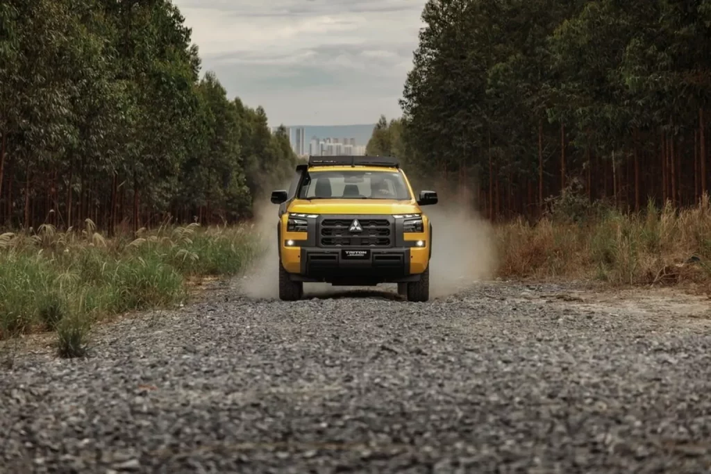 2025 Mitsubishi Triton Savana 7 1536x1024 1 Motor16