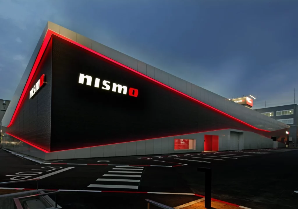 2025 Nissan Nismo Futuro. Imagen edificio.