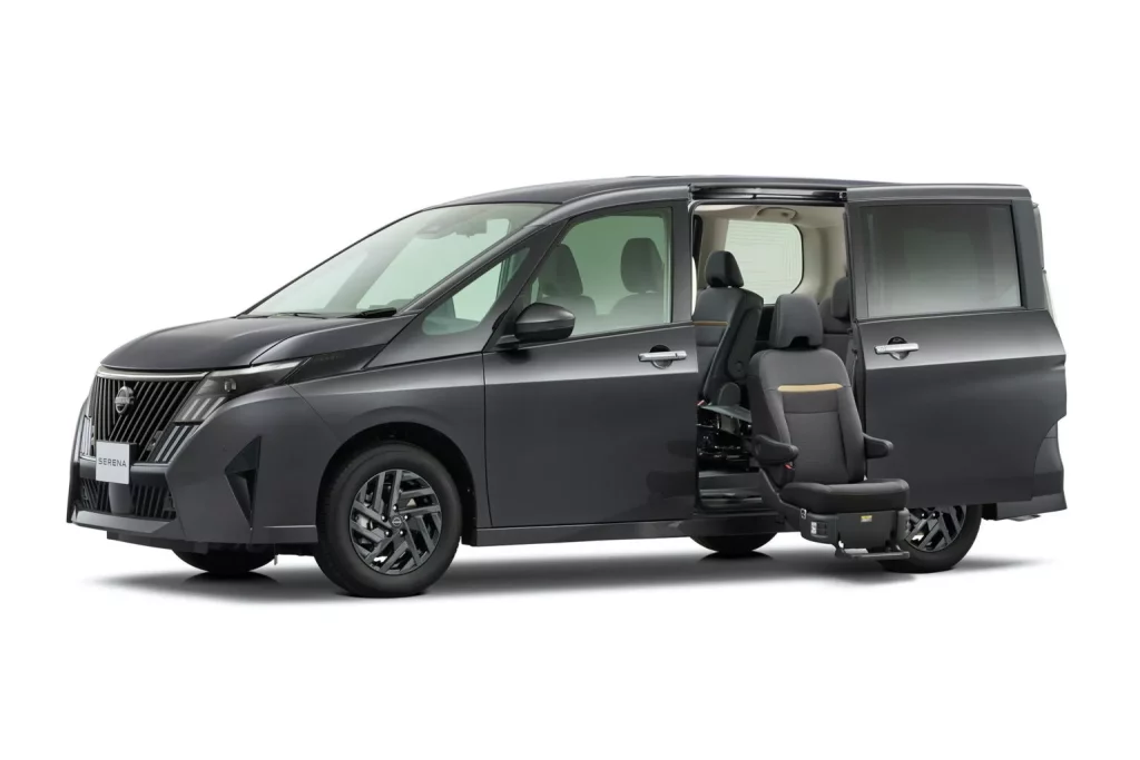 Serena: El sucesor del legendario Nissan Vanette aún sigue con vida en Japón 16 Motor16 2025 Nissan Serena Japon 17 Motor16