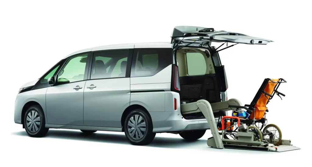 Serena: El sucesor del legendario Nissan Vanette aún sigue con vida en Japón 18 Motor16 2025 Nissan Serena Japon 19 Motor16