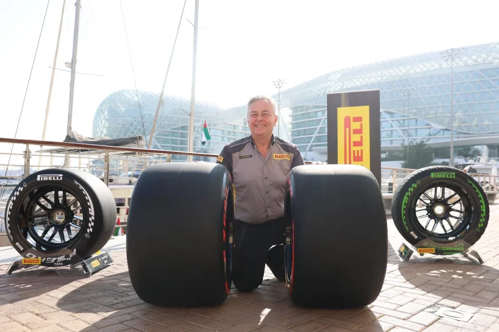 Pirelli desvela los 'zapatos' que usarán los Fórmula 1 de Norris, Verstappen, Alonso... 12 Motor16 2025 Pirelli Neumaticos Formula 1 9 Motor16