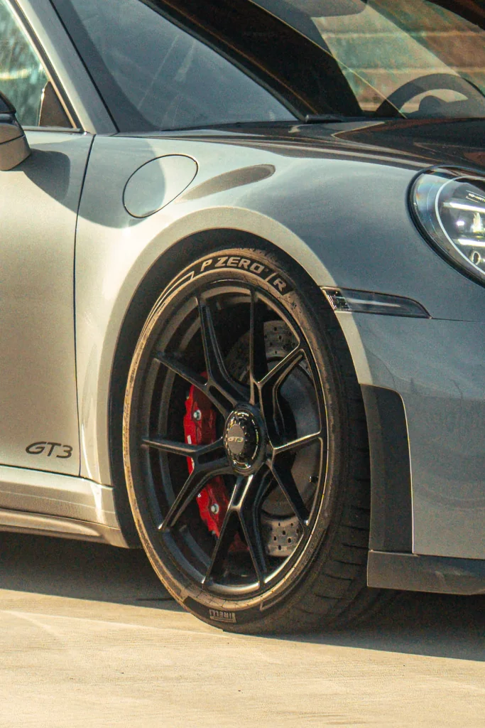 El Porsche 911 GT3 se calza con los Pirelli P Zero más avanzados de la historia 3 Motor16 2025 Porsche 911 GT3 Pirelli P Zero. Imagen.