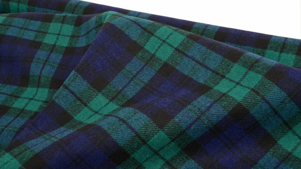 Pepita, Pasha, Tartan... Porsche Classic revive sus telas más míticas para tapizar los asientos de tu 911 o el sofá de tu casa 16 Motor16 2025 Porsche Classic Telas 7 Motor16