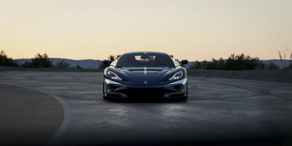 2025 Rimac Nevera R Founder's Edition. Imagen delantera.