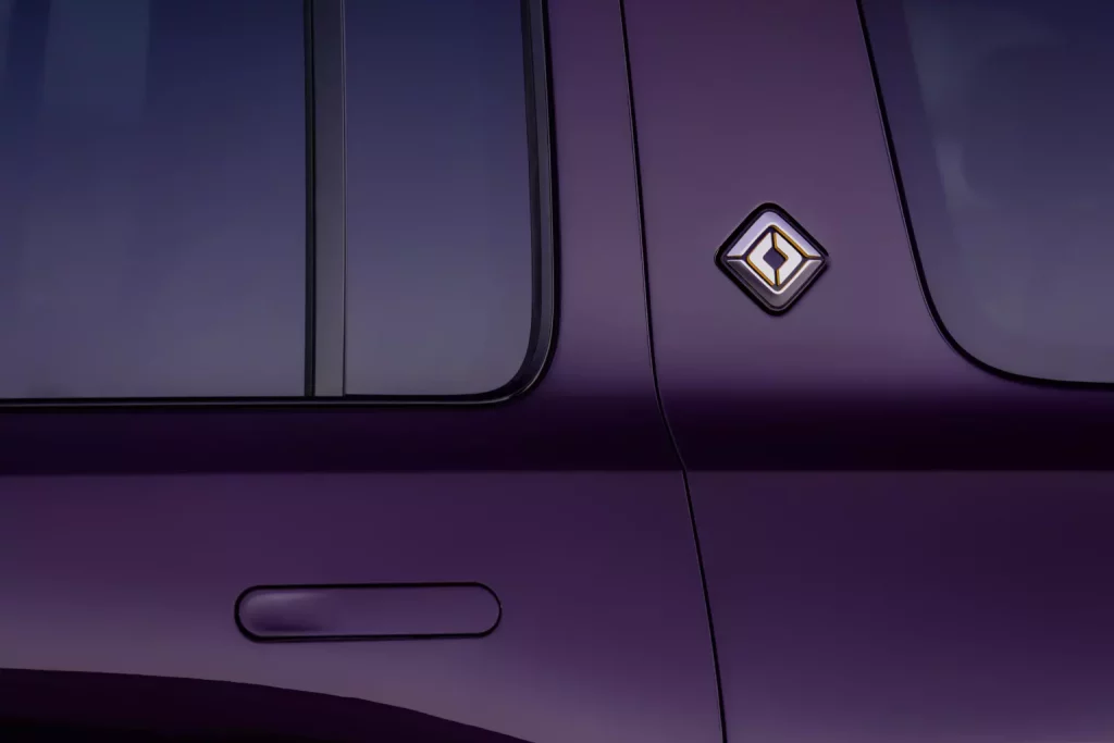 2025 Rivian R1S R1T Borealis 14 Motor16