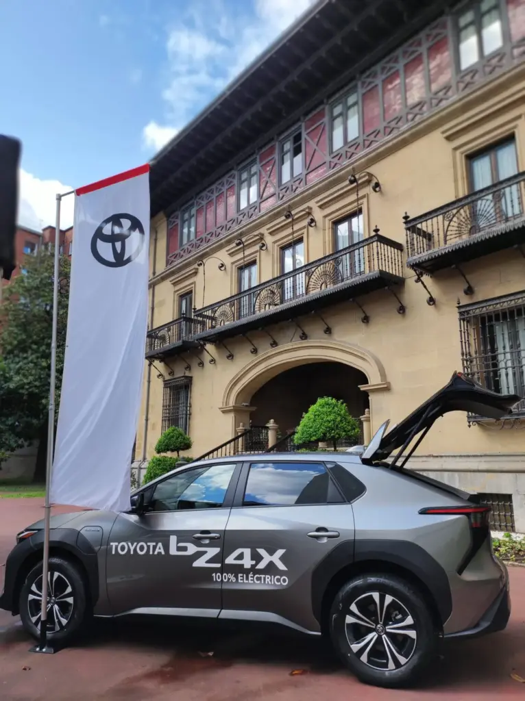 2025 Toyota Athletic Club 6 Motor16