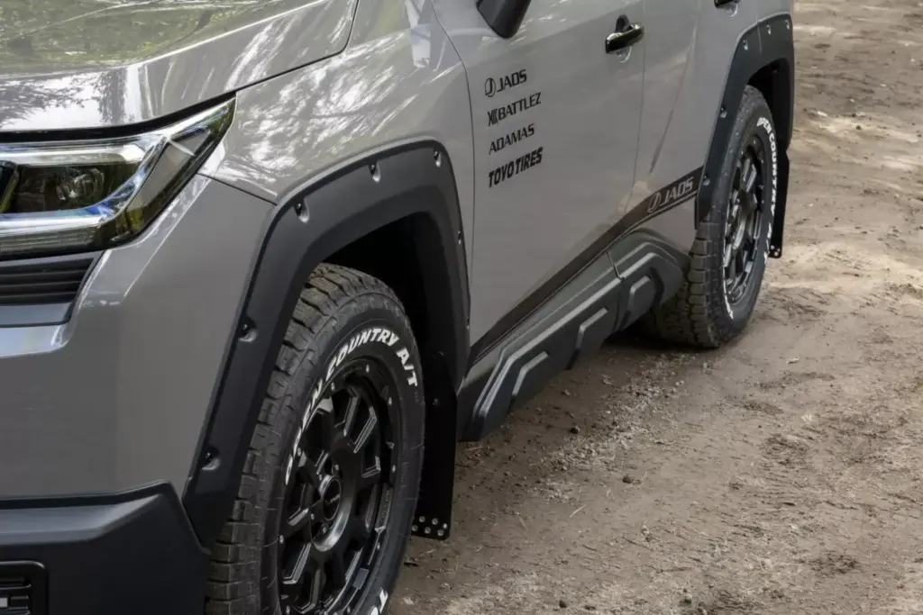 2025 Toyota RAV4 Adventure JAOS 10 Motor16