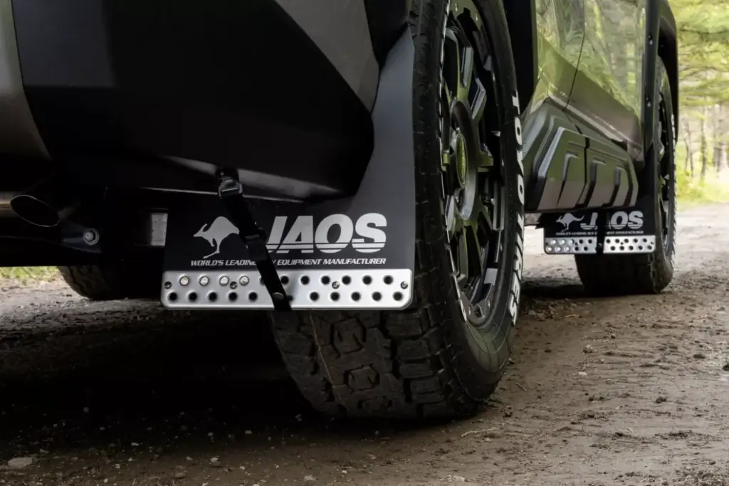 2025 Toyota RAV4 Adventure JAOS 13 Motor16