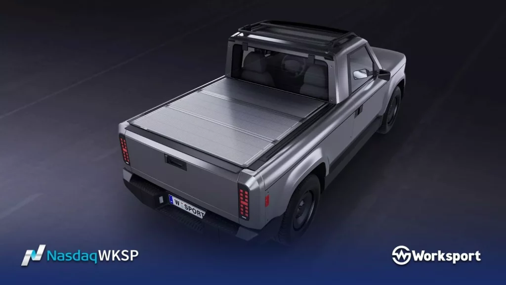 2025 Worksport Rivian R1T 10 Motor16