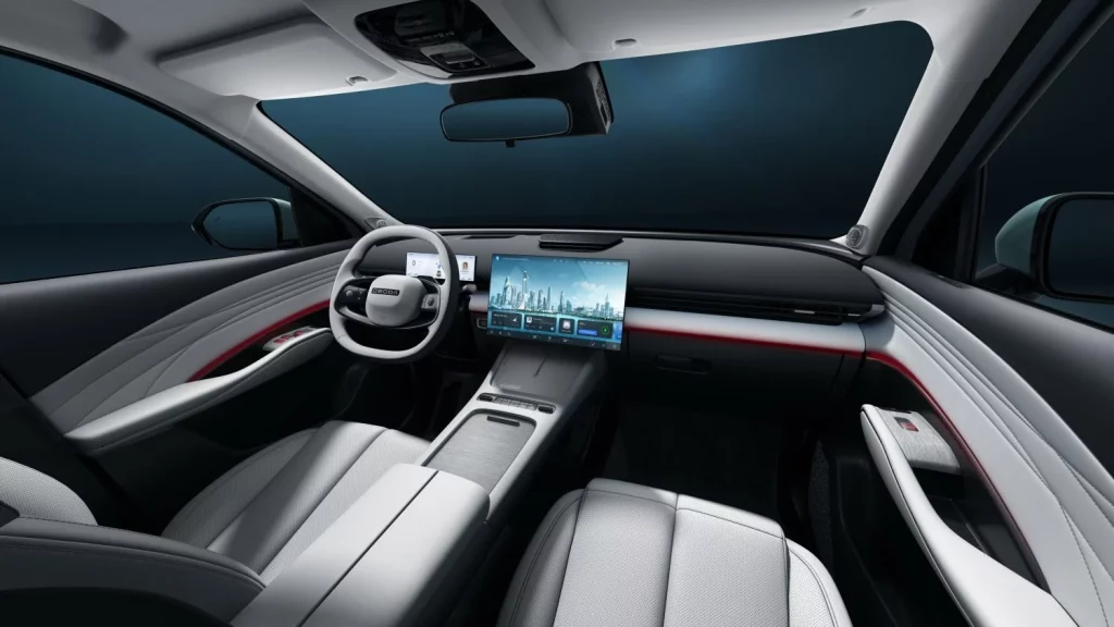 Carglass también le tiene cogido el punto a tu MG, BYD, OMODA, JAECOO, XPENG, Lynk & Co, Aiways, Leapmotor, DFSK, Maxus y EBRO 4 Motor16 2025 carglass luna adas coche chino 2 Motor16