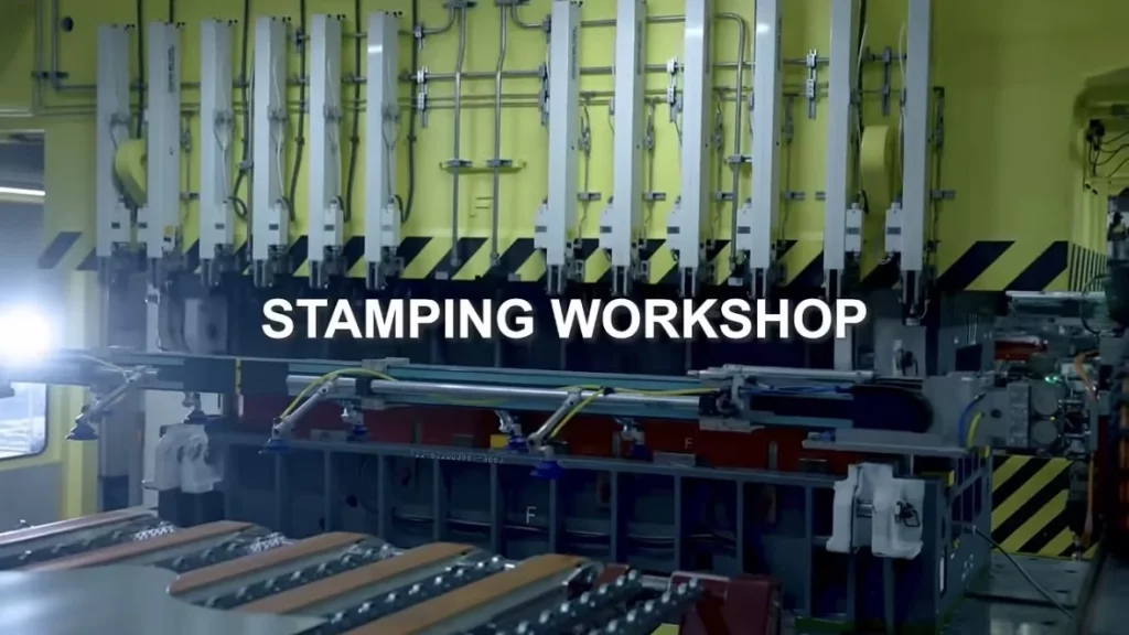 LEPAS L8 y LEPAS L4 ya se fabrican en esta planta automatizada al 97% 1 Motor16 2025 LEPAS L8 fábrica Wuhu. Imagen estampado.