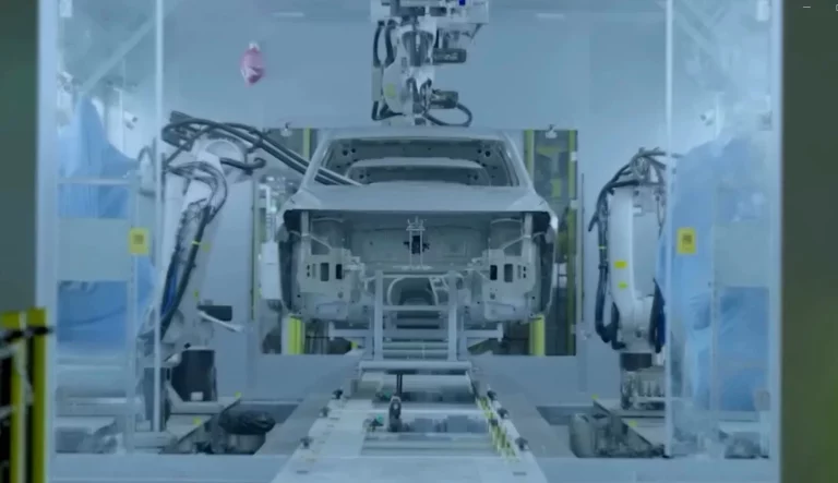 LEPAS L8 y LEPAS L4 ya se fabrican en esta planta automatizada al 97%