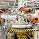 SEAT y CUPRA ponen en marcha su planta de baterías para coches eléctricos urbanos en Martorell