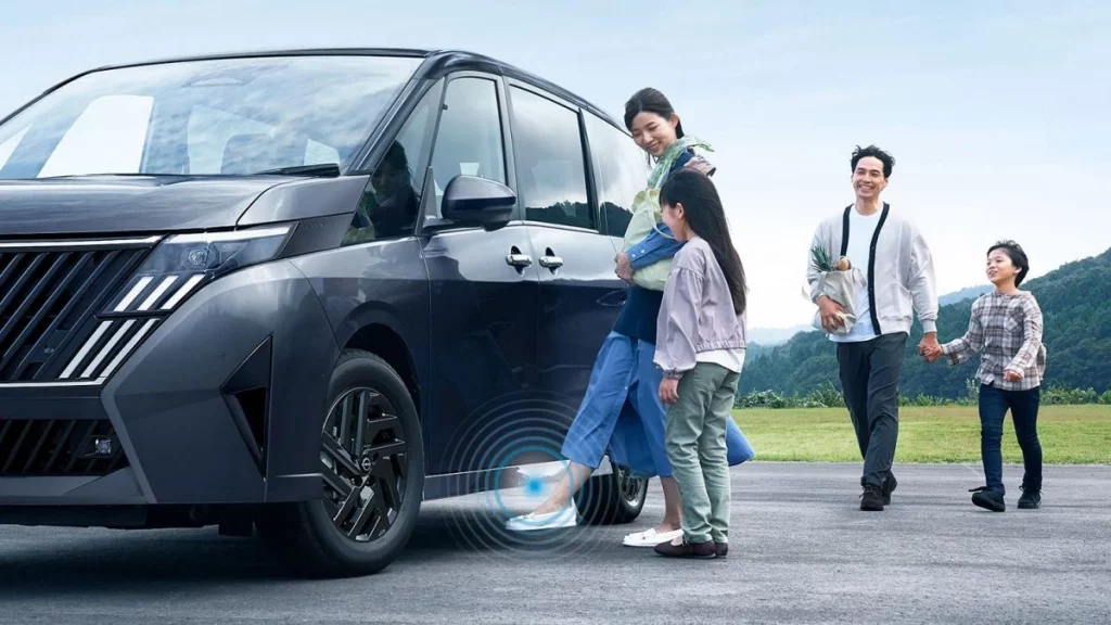 Serena: El sucesor del legendario Nissan Vanette aún sigue con vida en Japón 31 Motor16 2026 Nissan Serena 7 Motor16