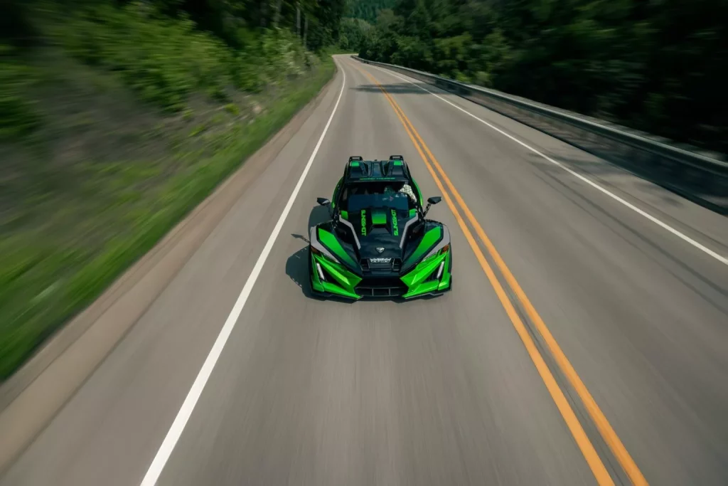 Polaris Slingshot: Máxima diversión con solo tres ruedas y por 21.500 euros 13 Motor16 2026 Polaris Slingshot GT 15 Motor16