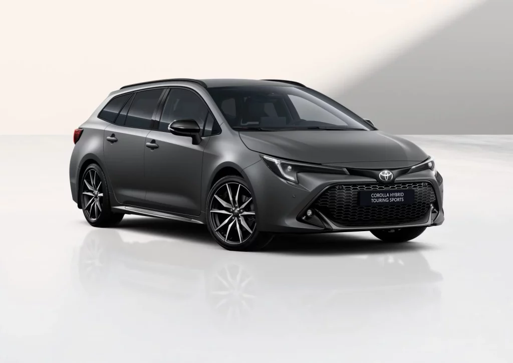 2026 Toyota Corolla Grey 8 Motor16