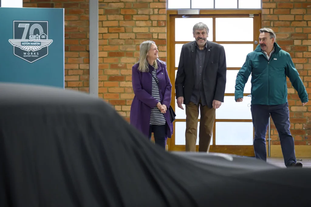 La increíble historia de un Aston Martin DB5 de 1965 que vivió 50 años a la intemperie 27 Motor16 ASTON MARTIN DB5 1965 RESTAURADO 23 Motor16