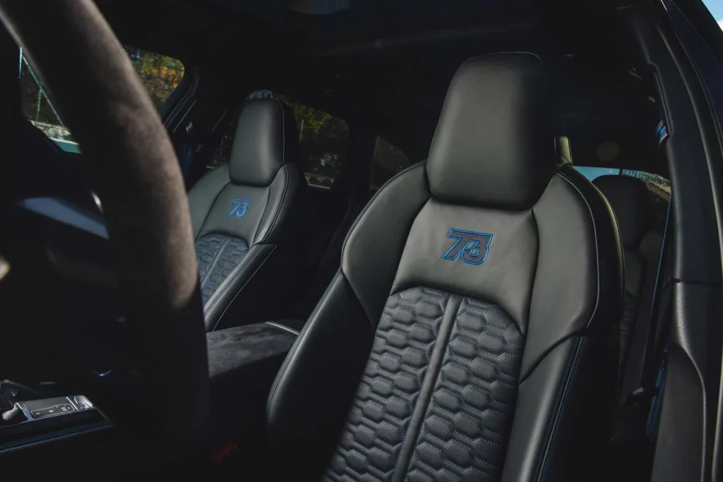 Marc y Álex Márquez estrenan sus Audi RS 6 Avant personalizados: 630 CV y detalles que los hacen únicos 2 Motor16 AUDI R6 AVANT PERFORMANCE MARC ALEX MARQUEZ22 Motor16