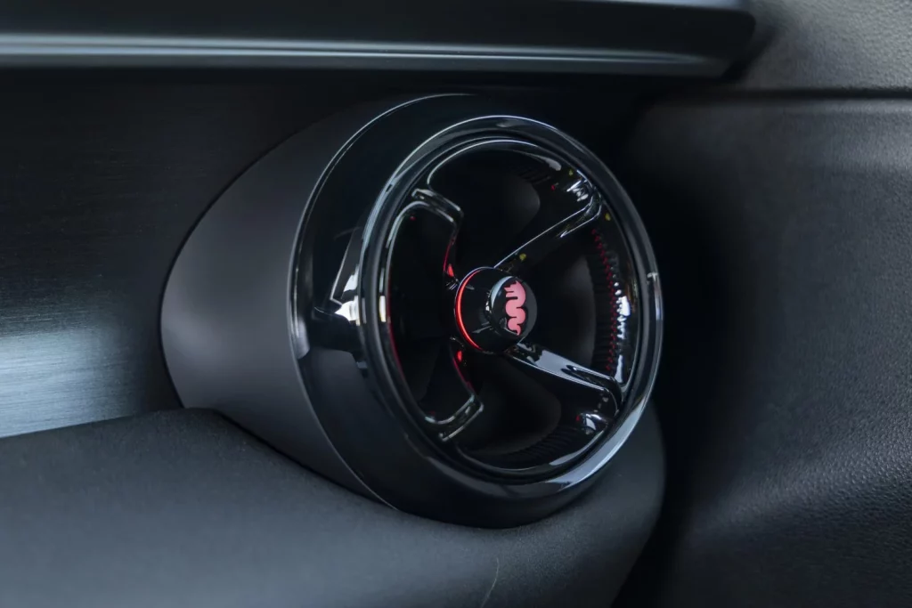 Alfa Romeo Junior Ibrida 145 CV: Algo más que un urbanita estiloso 29 Motor16 Alfa Romeo Junior Ibrida 145 CV 11 Motor16