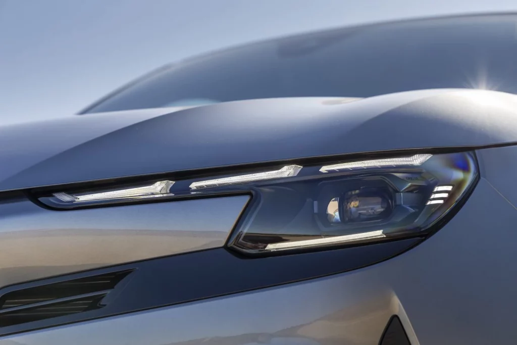 Alfa Romeo Junior Ibrida 145 CV: Algo más que un urbanita estiloso 18 Motor16 Alfa Romeo Junior Ibrida 145 CV 19 Motor16