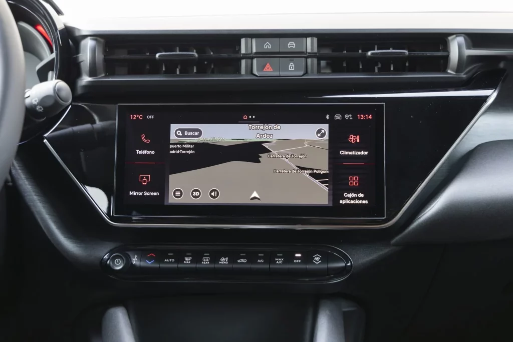 Alfa Romeo Junior Ibrida 145 CV: Algo más que un urbanita estiloso 21 Motor16 Alfa Romeo Junior Ibrida 145 CV 2 Motor16