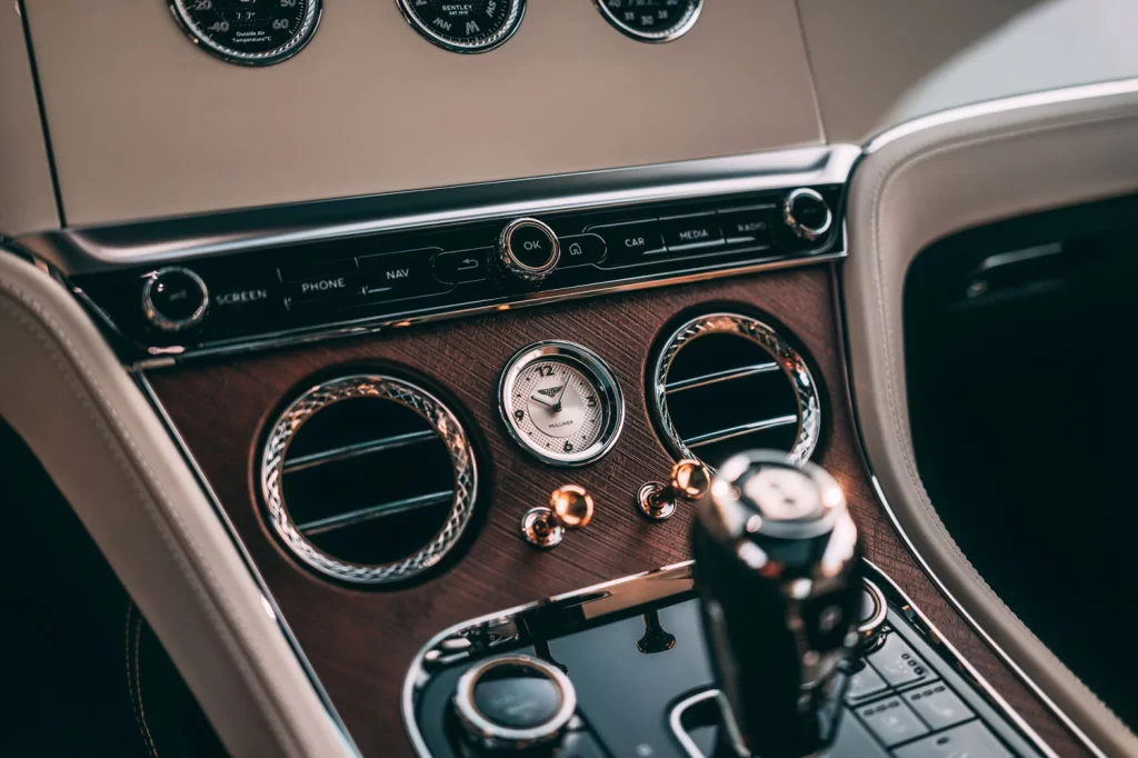 BENTLEY MULLINER DUTCH MASTERS VERMEER 3 Motor16