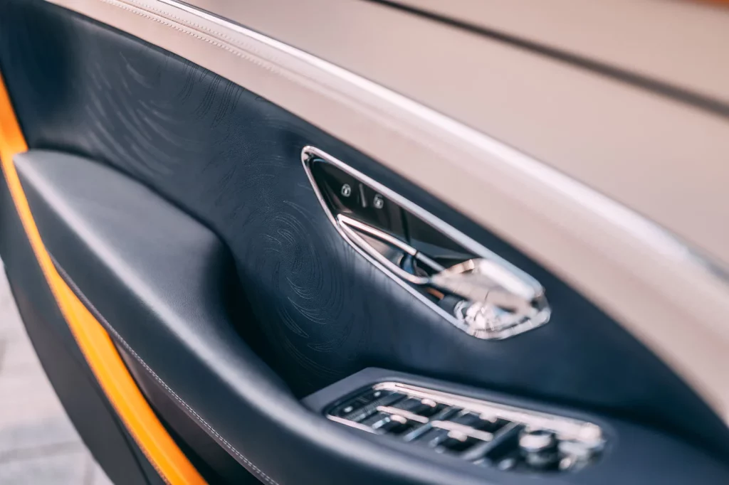 BENTLEY MULLINER DUTCH MASTERS VERMEER 4 Motor16