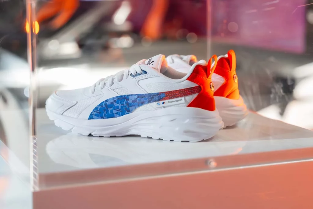 BMW M4 GT3 EVO FORTNITE Y ROCKET LEAGUE12 Motor16