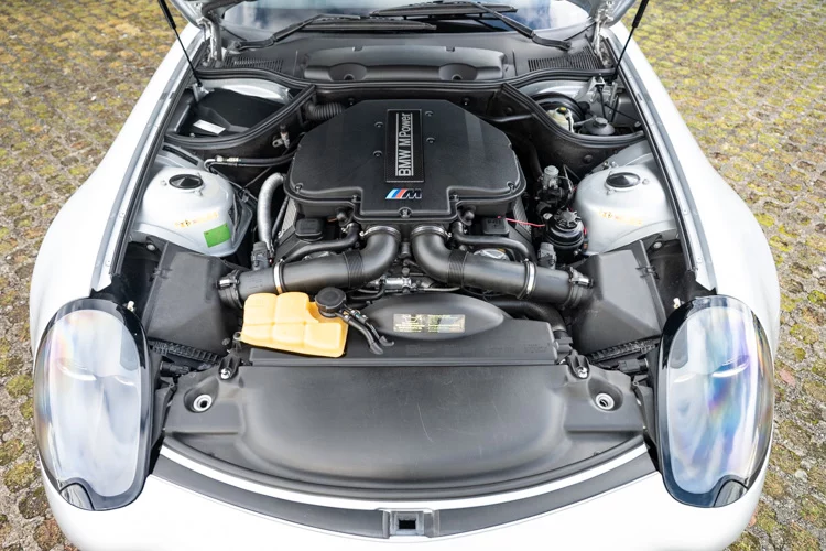 BMW Z8 188 Motor16