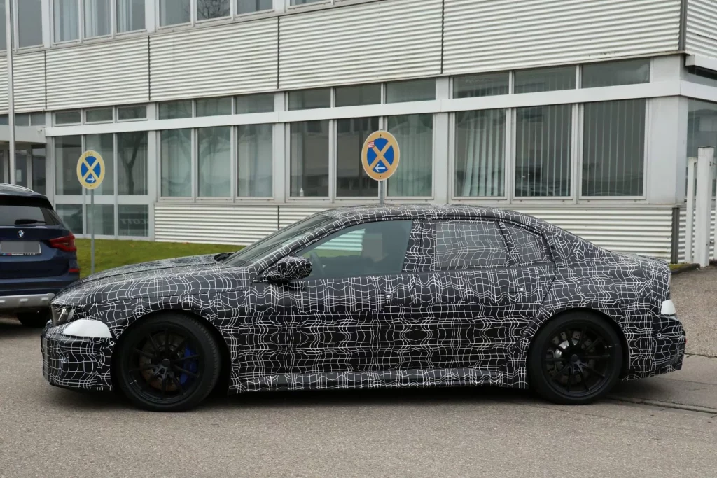 BMW iM3 BMW M3 EV 10 Motor16