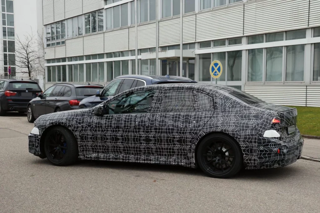 BMW iM3 BMW M3 EV 12 Motor16