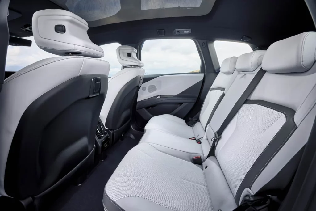 Primera prueba del BMW iX3. El futuro ya está aquí 41 Motor16 BMW iX3 2026 101 Motor16