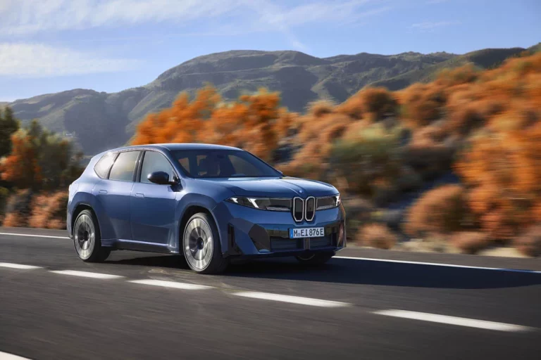Primera prueba del BMW iX3. El futuro ya está aquí