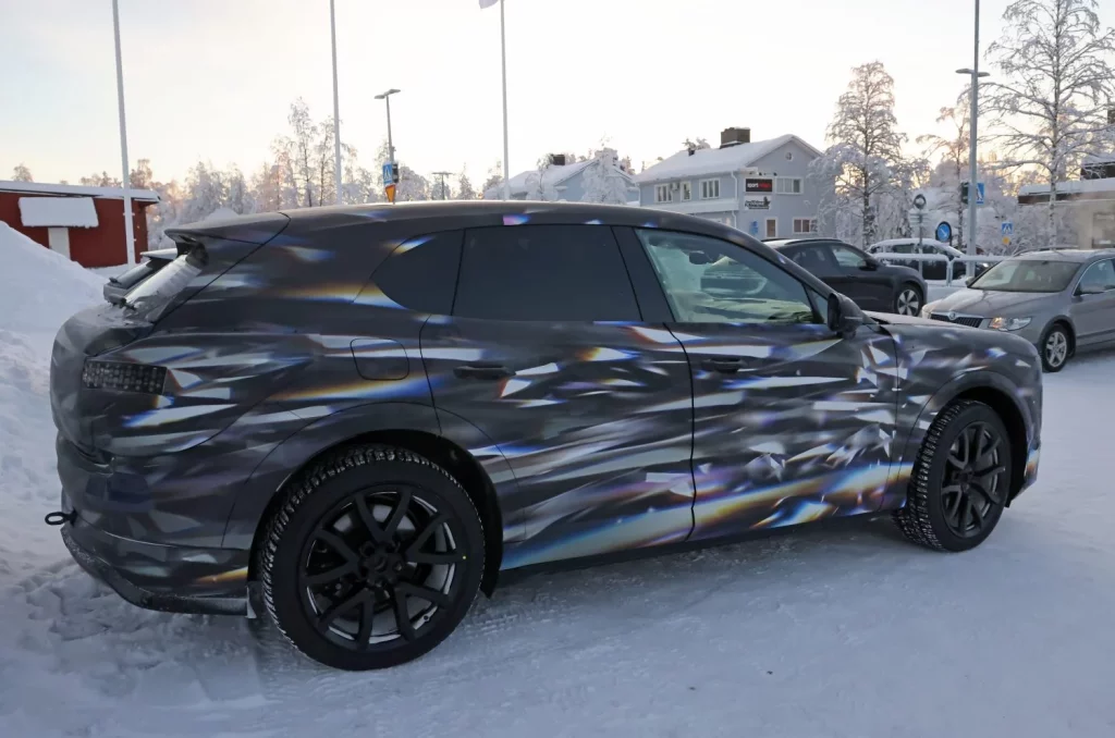 Bentley EV 15 Motor16